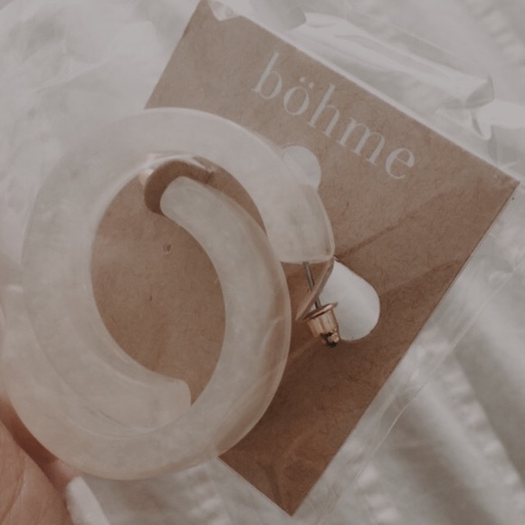 Pearly White Hoop Earrings - Picture 2 of 3